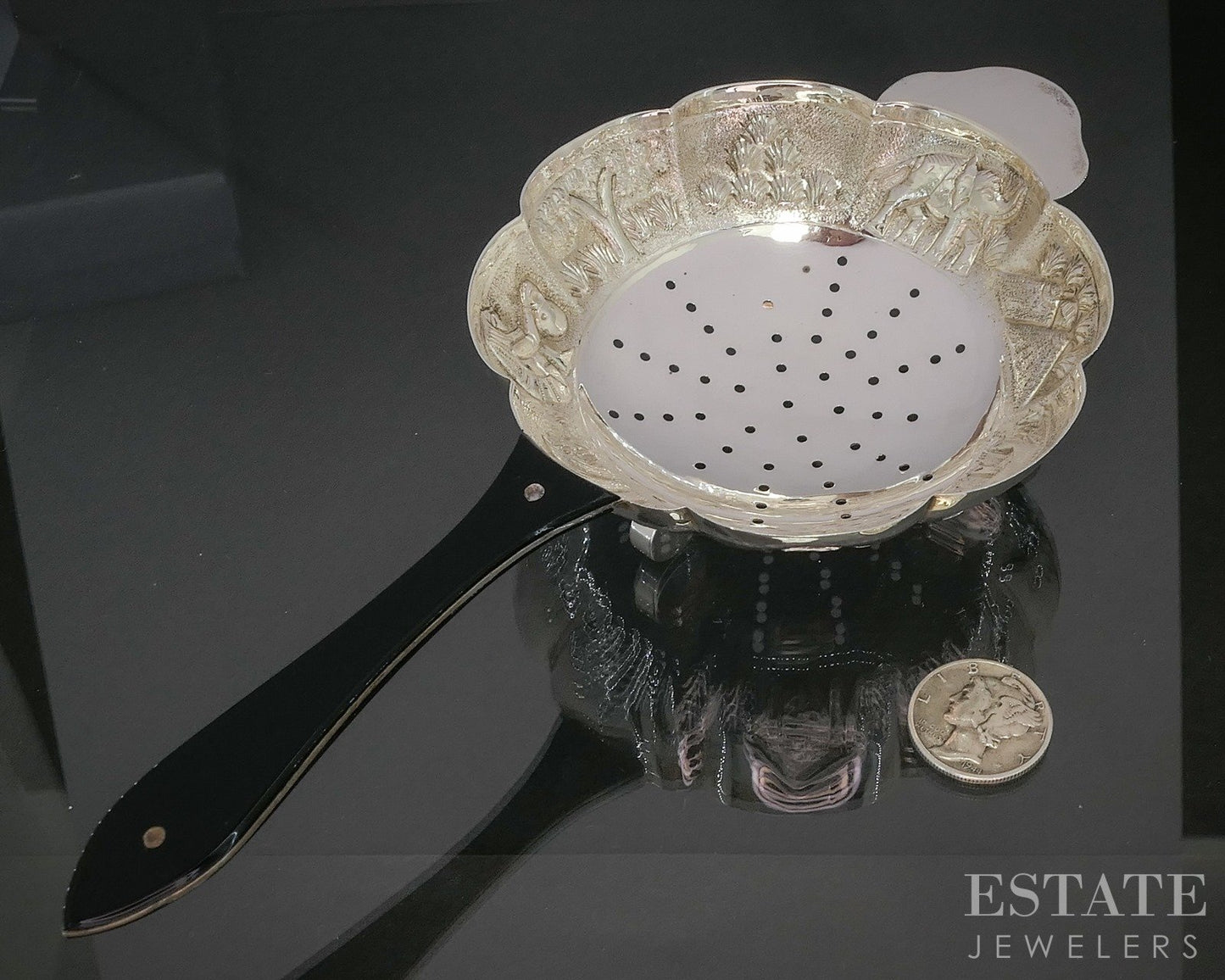 Antique Sterling Silver Indian Ebony Elephant Repoussé Tea Strainer 58g p19729