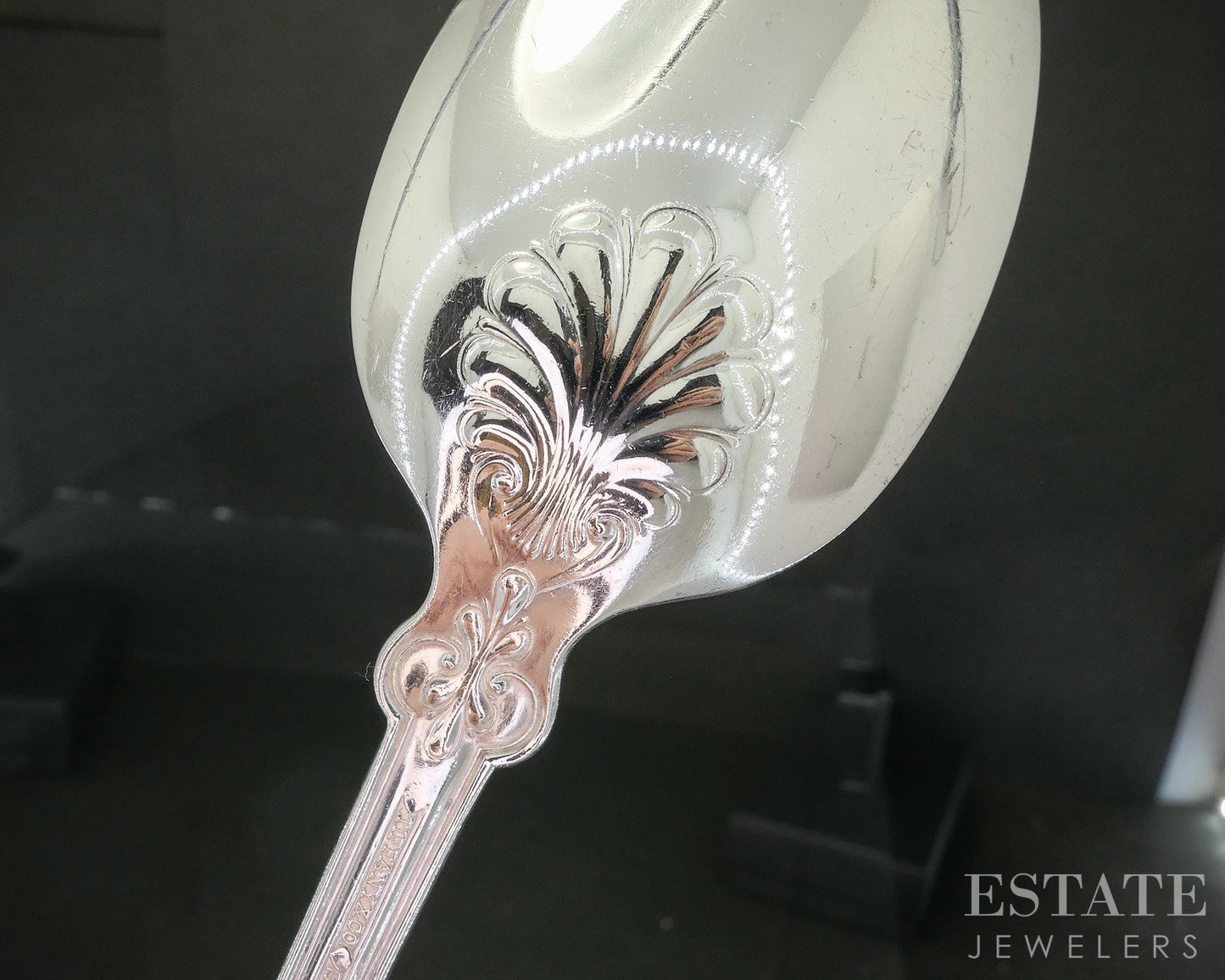 Sterling Silver Tiffany & Co. Shell and Thread 8.5" Serving Spoon 110g p19731
