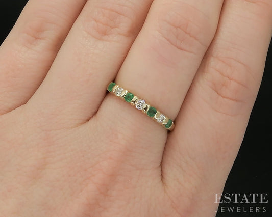 14k Yellow Gold Natural Emerald & Diamond Ladies Band Ring 2g p17097