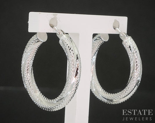 10k White Gold 3mm Textured Hoop Ladies Earrings 1g p20868
