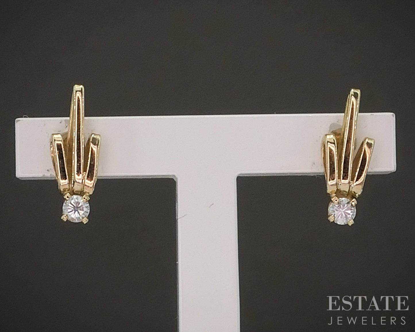 14k Yellow Gold Natural .02ctw Diamond Bar Stud Earrings 0.9g p16705b