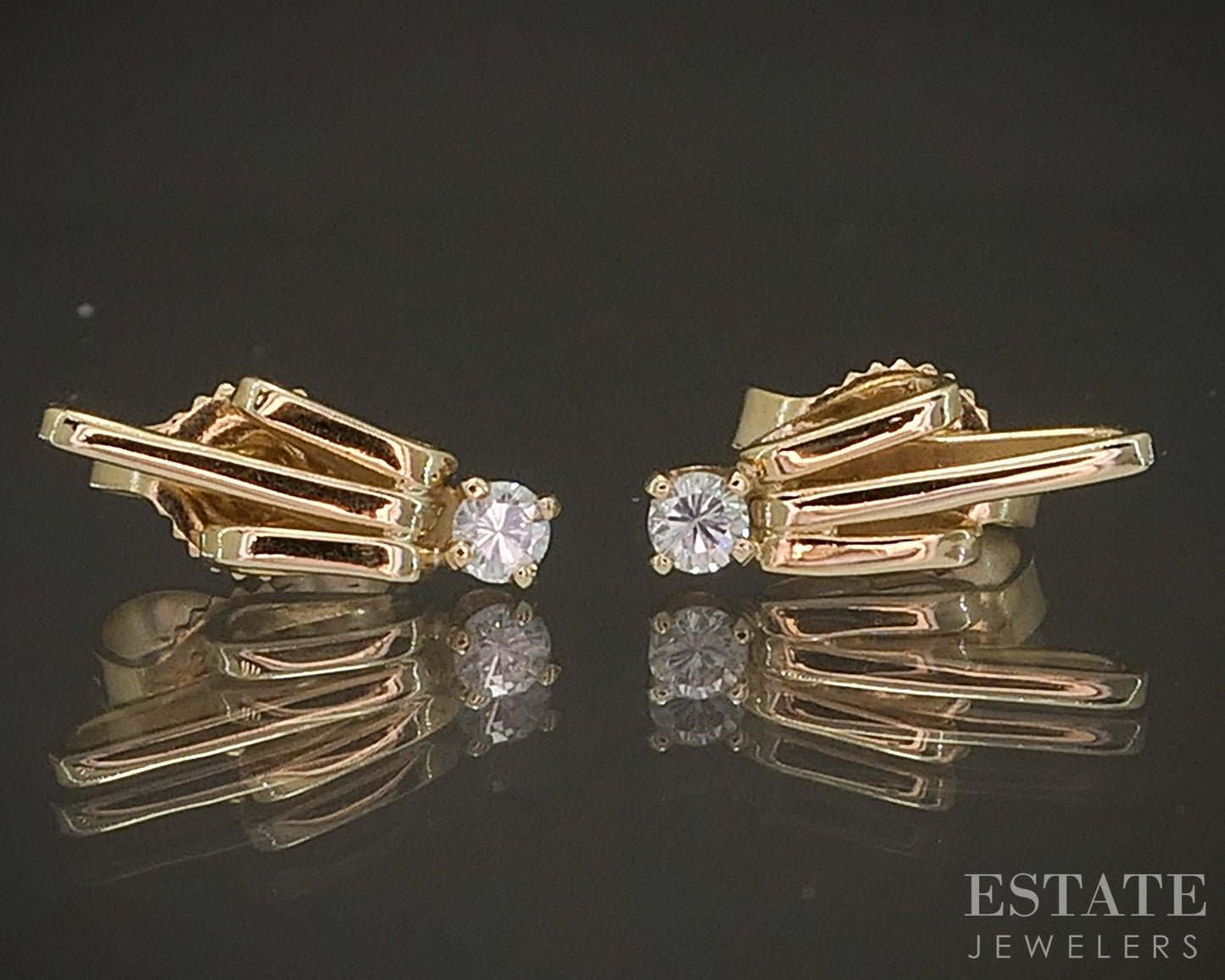14k Yellow Gold Natural .02ctw Diamond Bar Stud Earrings 0.9g p16705b