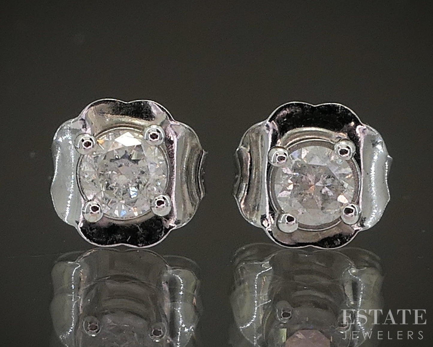 14k White Gold Round Natural .15ctw Diamond Stud Earrings p15948b