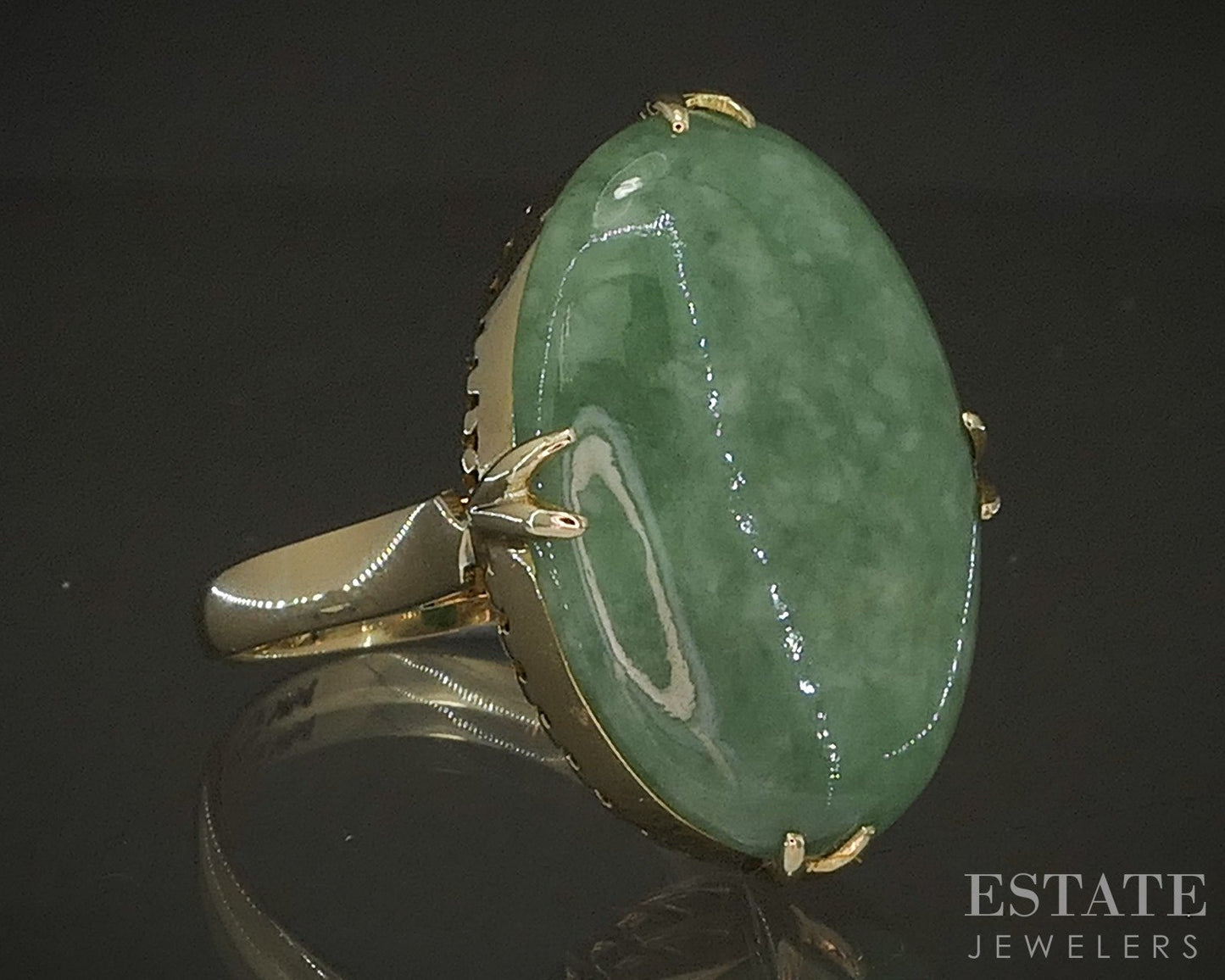 Antique 14k Yellow Gold Oval Natural Green Jade Ladies Ring 8.4g p16501b