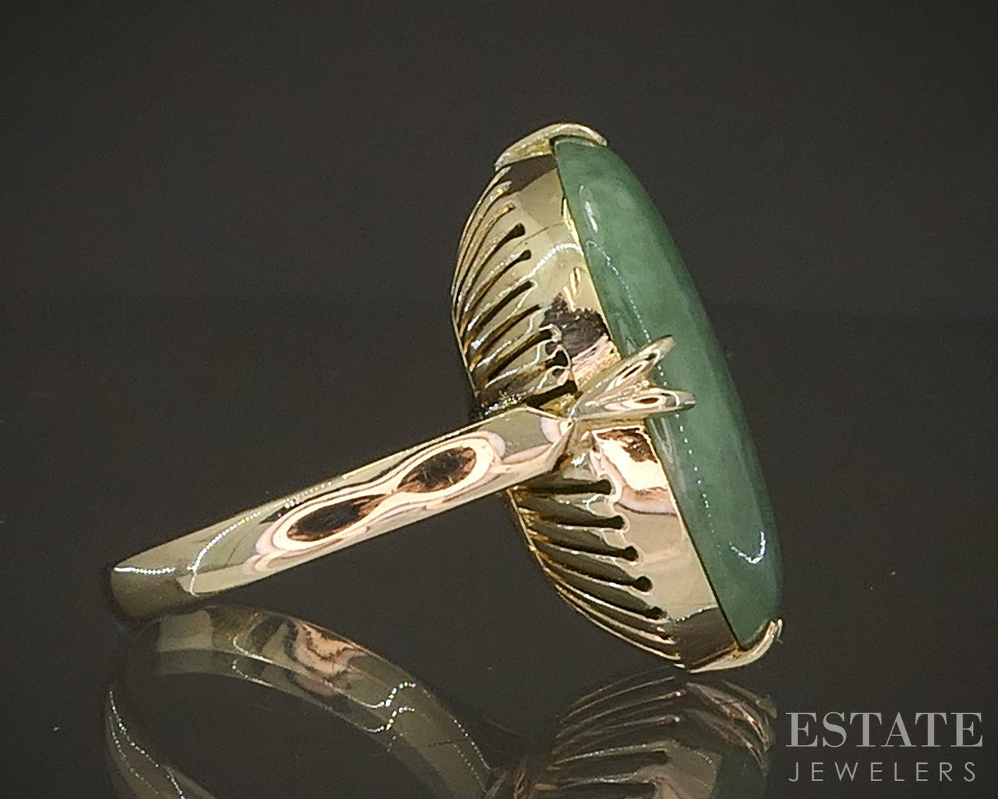 Antique 14k Yellow Gold Oval Natural Green Jade Ladies Ring 8.4g p16501b
