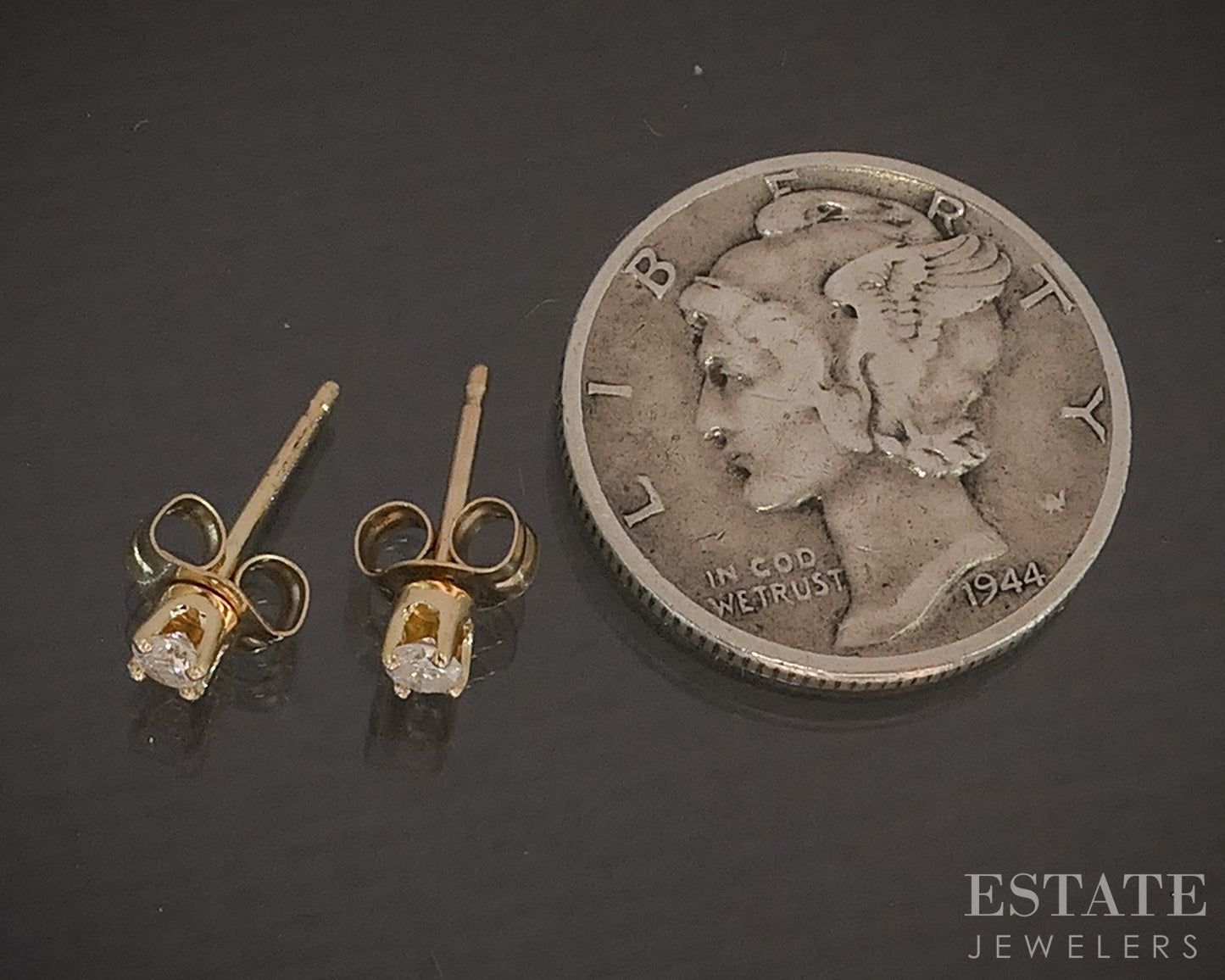 14k Yellow Gold Round Natural .10ctw Diamond Stud Earrings p15520b