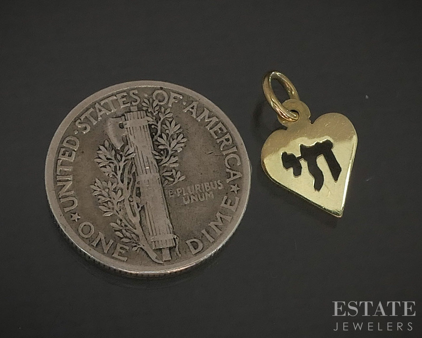 14k Yellow Gold Chai "Life" Judaism Cut Out Heart Charm 0.3g p17159b