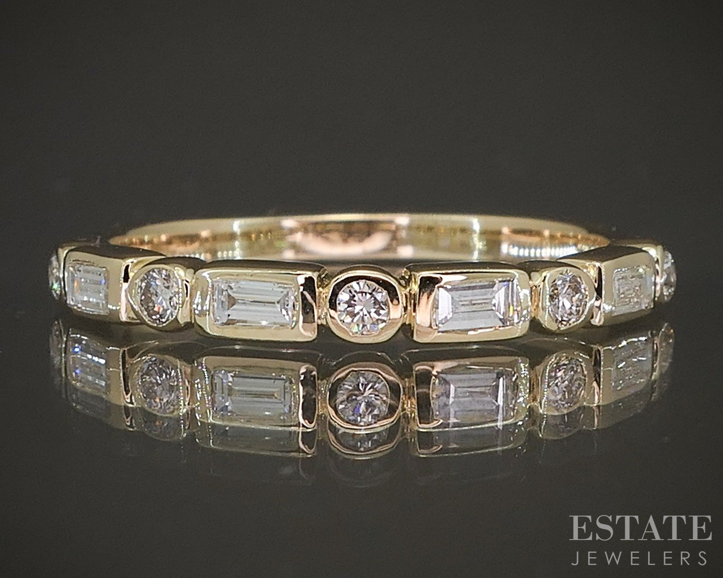 14k Yellow Gold .27ctw Round & Baguette Diamond Wedding Band p22557