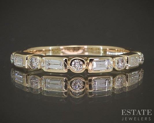 14k Yellow Gold .27ctw Round & Baguette Diamond Wedding Band p22557