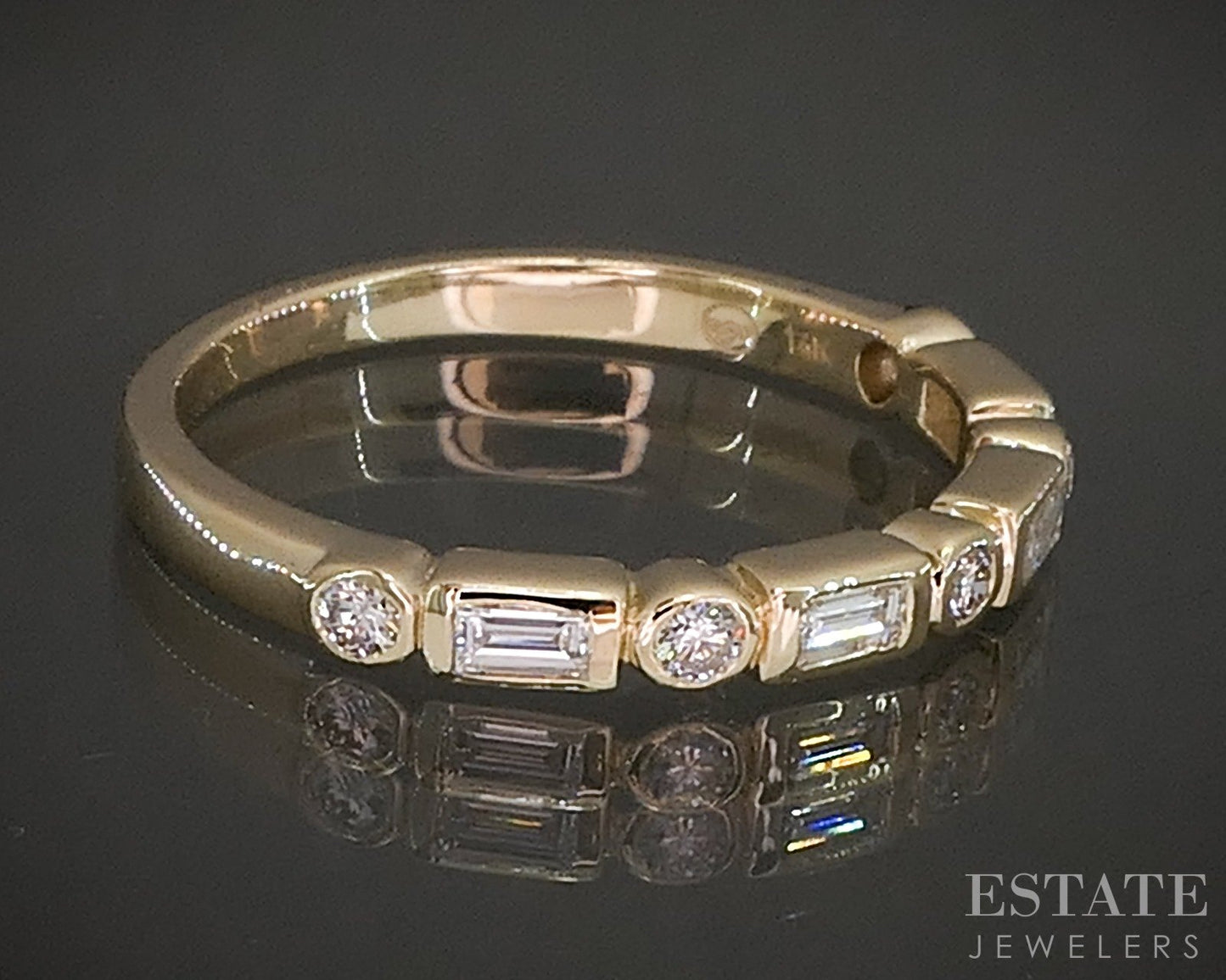 14k Yellow Gold .27ctw Round & Baguette Diamond Wedding Band p22557