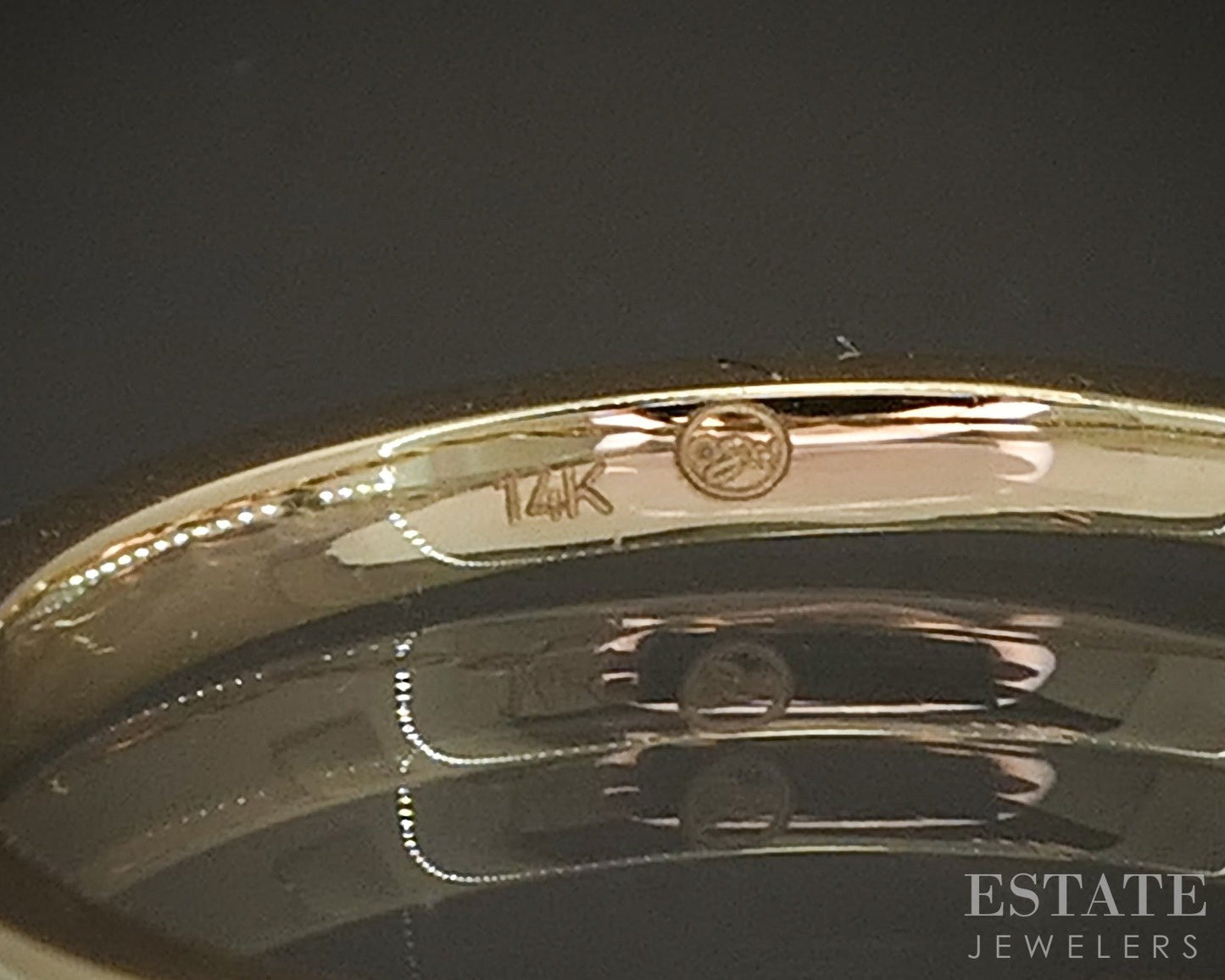 14k Yellow Gold .12ctw Natural Diamond Curved Milgrain Band p22548
