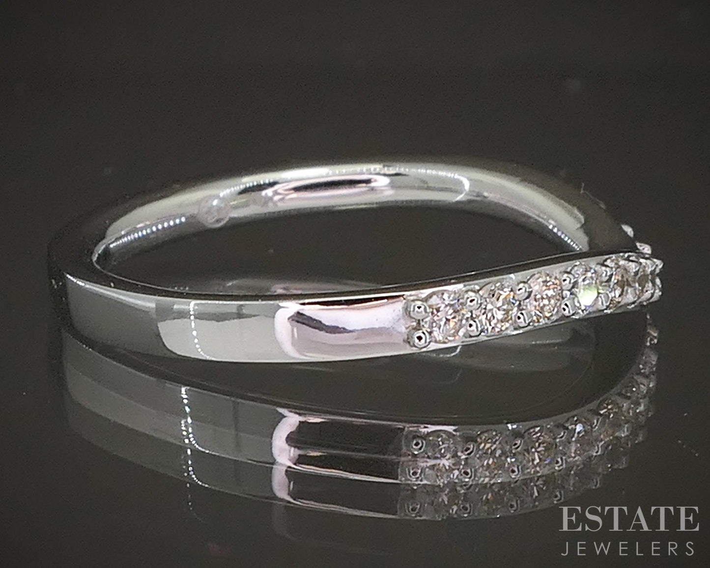 14k White Gold .30ctw Natural Diamond Curved Band Ring p22556