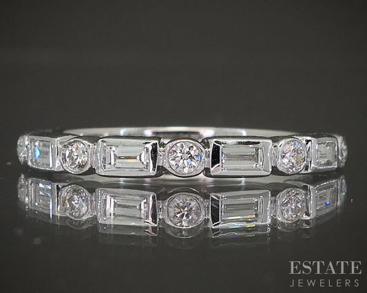 14k White Gold .30ctw Round & Baguette Diamond Wedding Band p22558