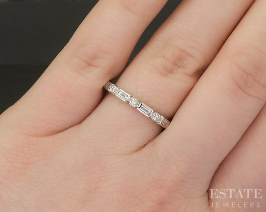 14k White Gold .30ctw Round & Baguette Diamond Wedding Band p22558