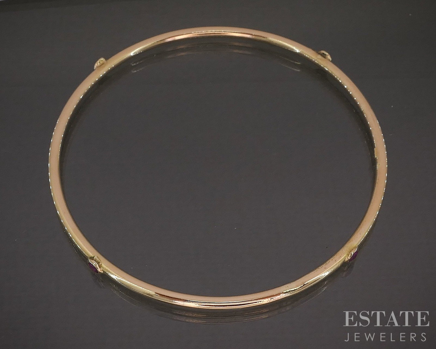 Vintage 18k Yellow Gold Natural Ruby Ladies Bangle Bracelet 7.2g p19037