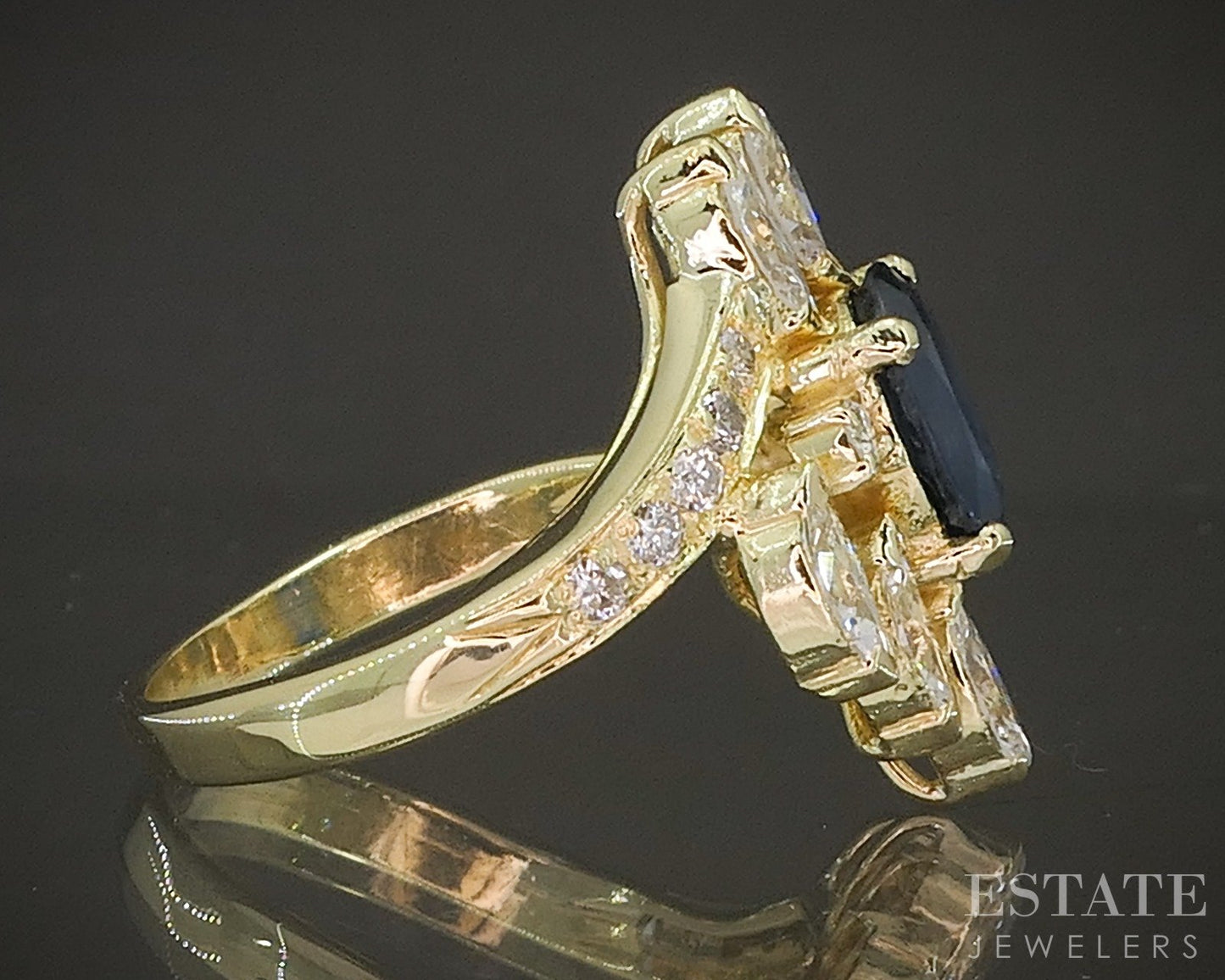 18k Yellow Gold Oval Natural Blue Sapphire & Diamond Cocktail Ring 5.6g p21512