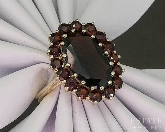 Vintage 10k Yellow Gold Oval Natural Garnet Halo Ladies Ring 3.1g p20251