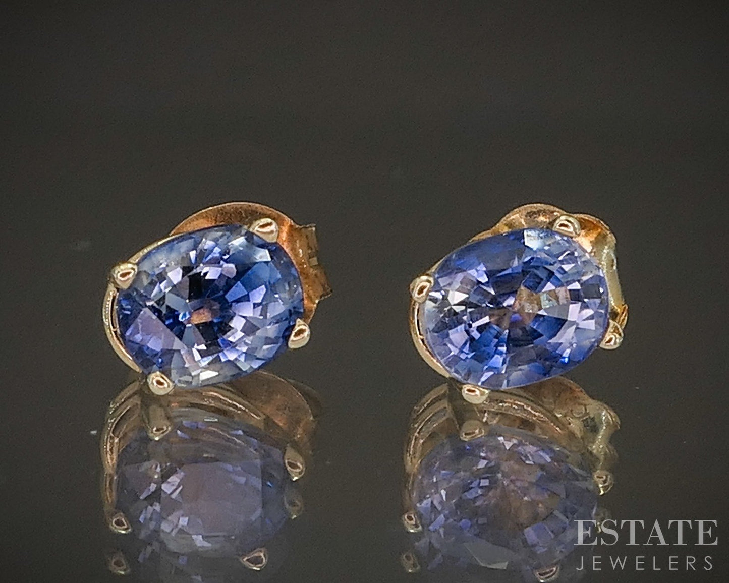 14k Yellow Gold Oval Natural .70ctw Tanzanite Stud Earrings 0.8g p19813