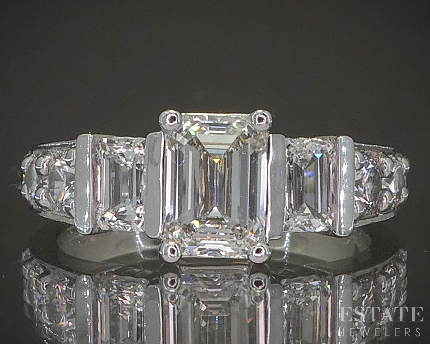 19k White Gold IGI Lab Created Emerald 2.03ctw Diamond Engagement Ring p20059
