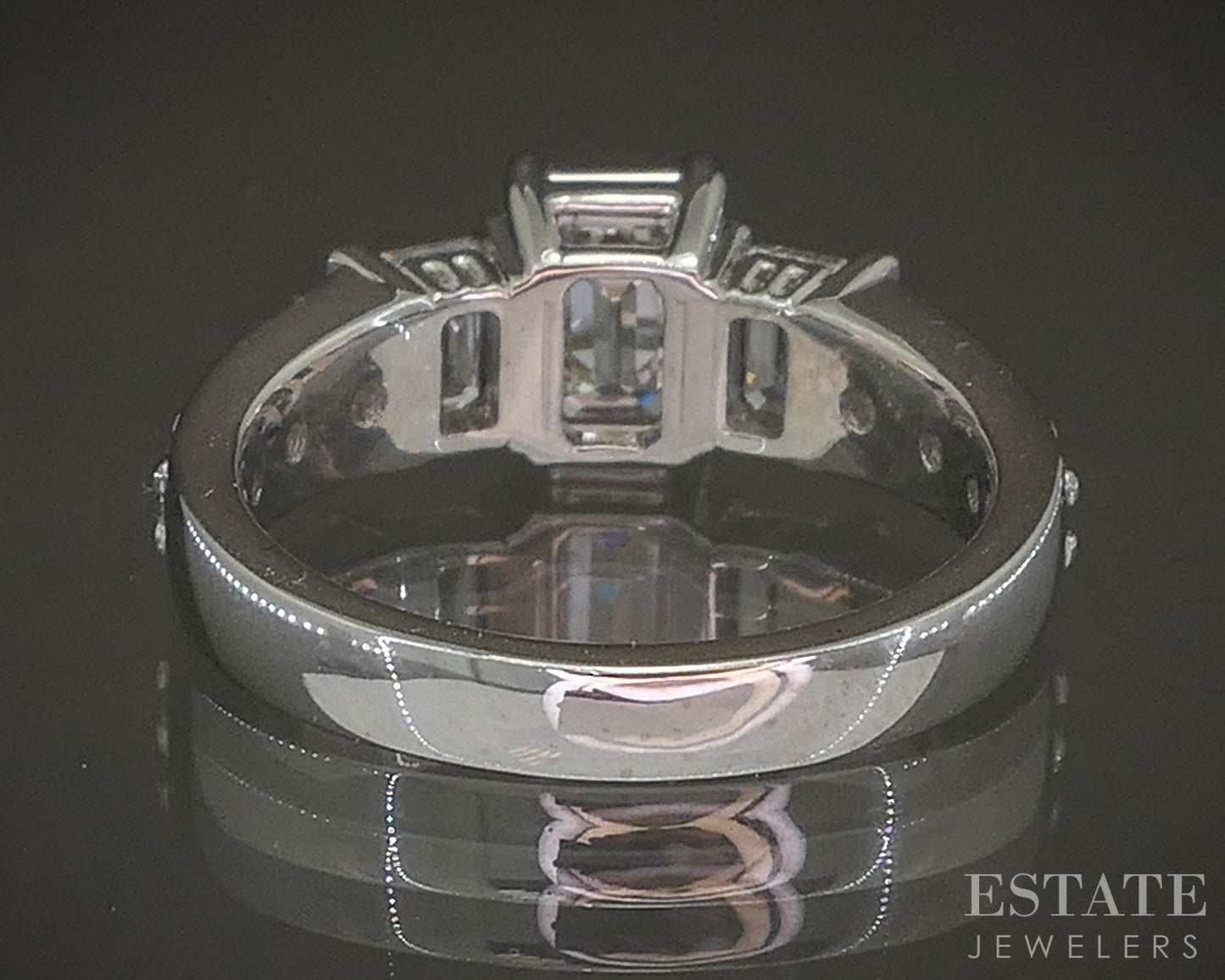 19k White Gold IGI Lab Created Emerald 2.03ctw Diamond Engagement Ring p20059