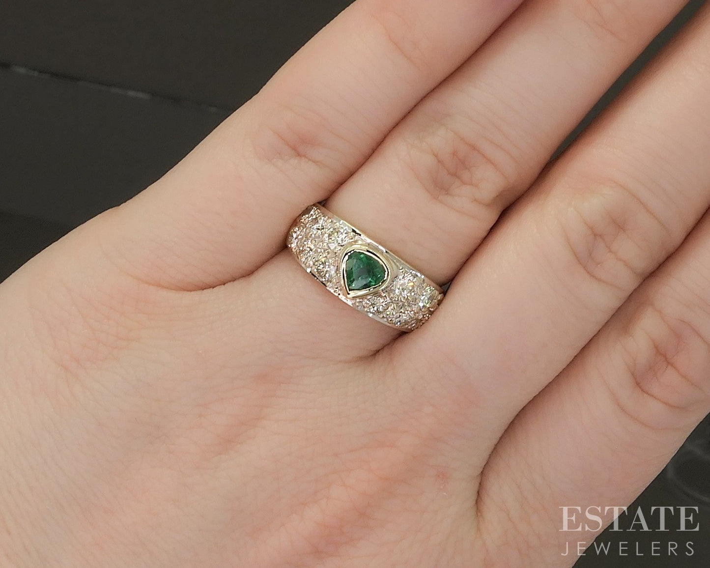 14k Yellow Gold Natural Emerald & Diamond Ladies Band Ring 5.7g p22701