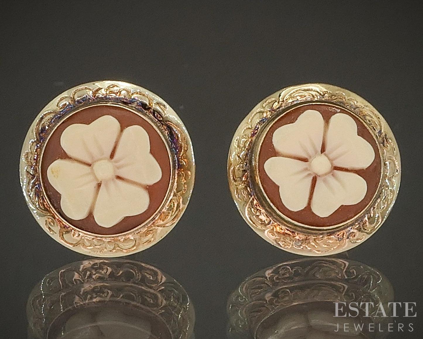 Antique 14k Yellow Gold Natural Cameo Flower Stud Earrings 1.2g p18544b