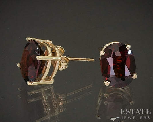 14k Yellow Gold Oval Natural Garnet Stud Earrings 1.9g p14777b