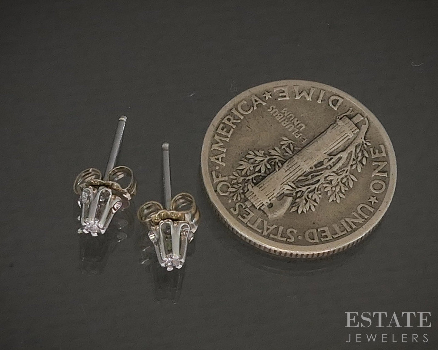 Vintage 14k White Gold Natural Diamond Buttercup Stud Earrings 0.5g p18938b