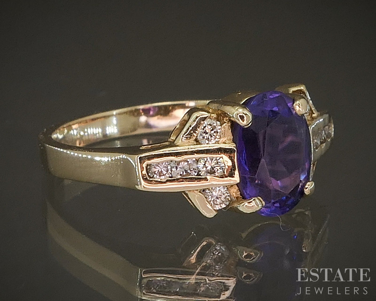 14k Yellow Gold Oval Natural Amethyst & Diamond Ladies Ring 2.9g p19299b