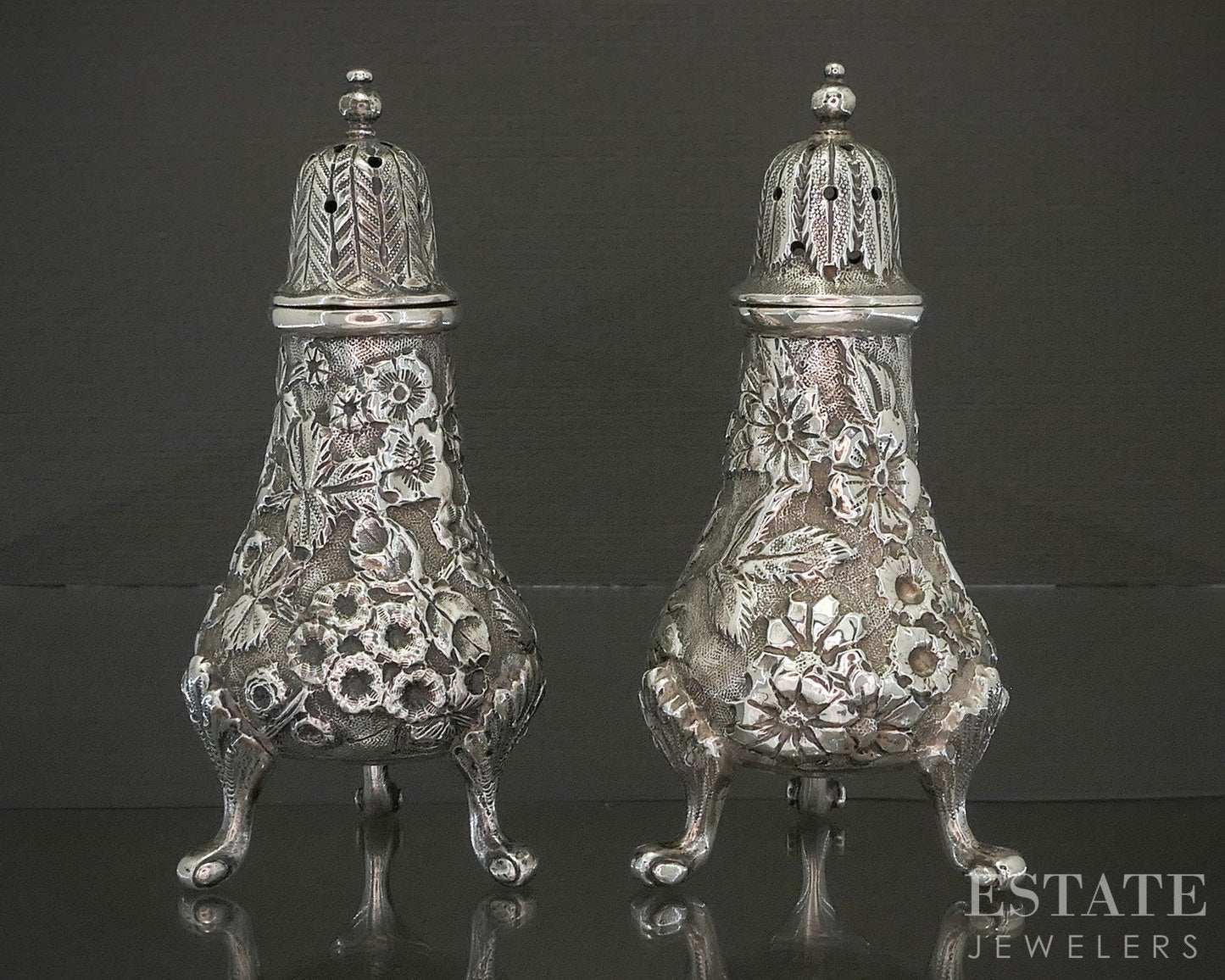 Antique Sterling Jacobi & Jenkins Repoussé Salt & Pepper Shaker Set 131g p23184