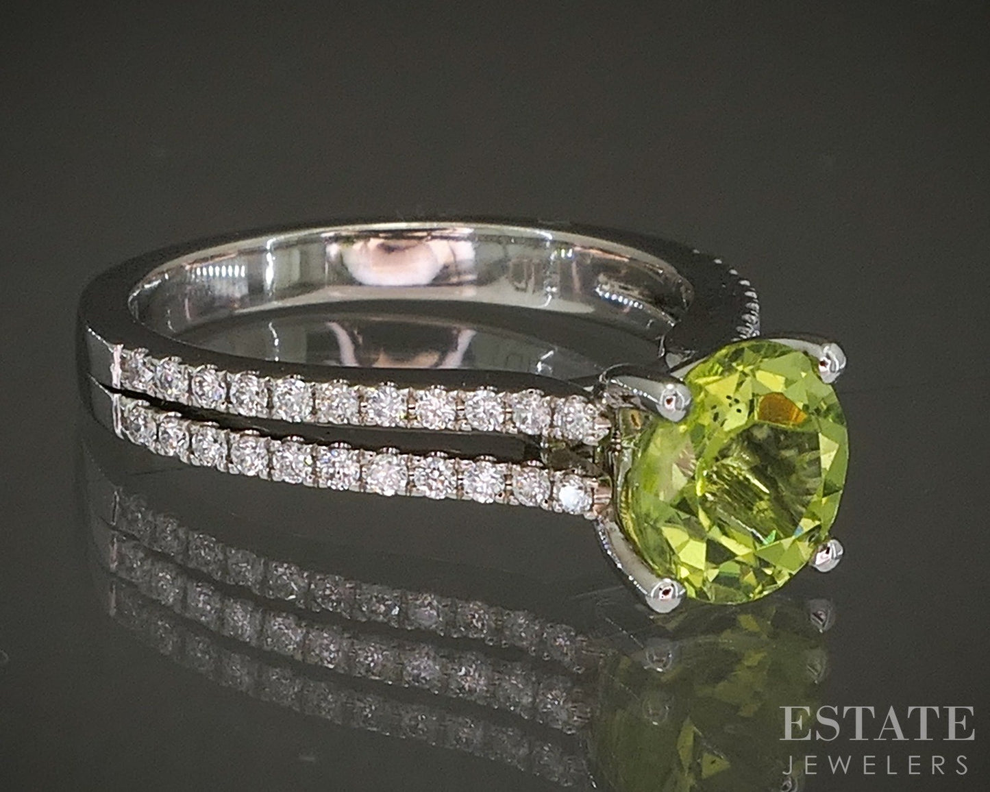 14k White Gold Round 1.47ct Natural Peridot & Diamond Ring 4.1g p24295