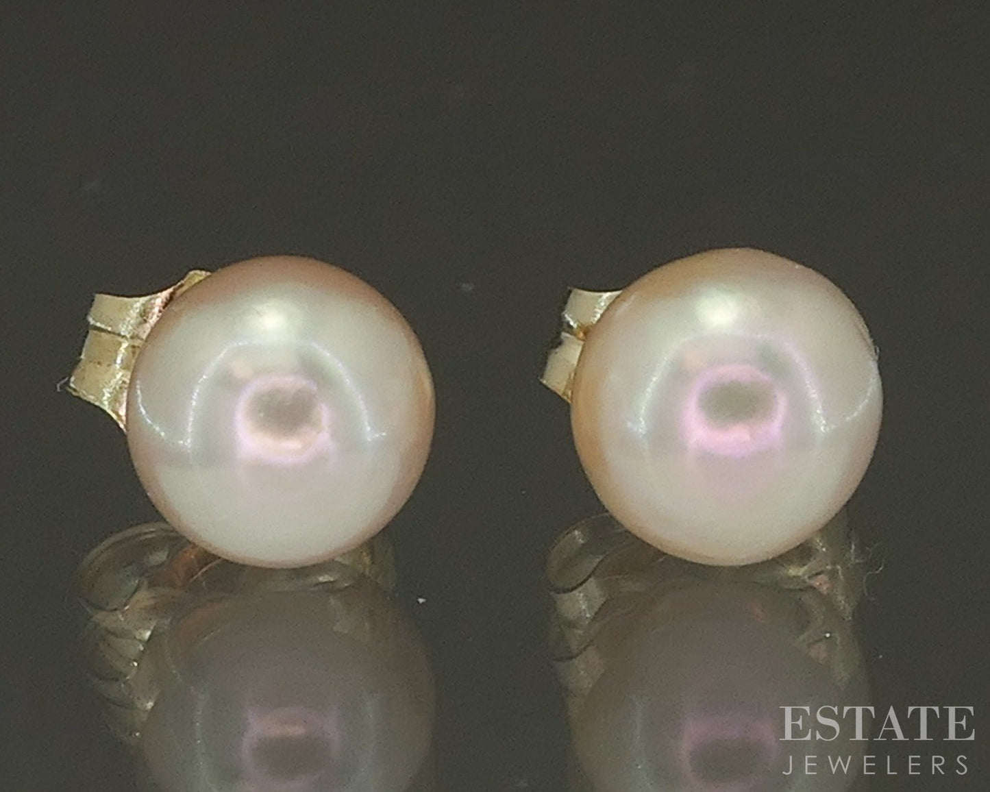 14k Yellow Gold 5.5mm Cultured Pearl Stud Ladies Earrings p22850