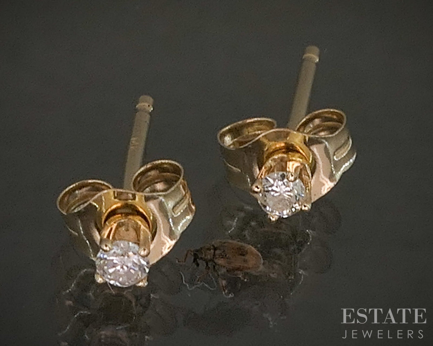 14k Yellow Gold Round Natural .05ctw Diamond Stud Earrings p22497b