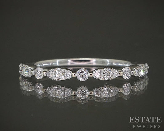 14k White Gold Natural .15ctw Diamond Ladies Wedding Band 1.4g p22831