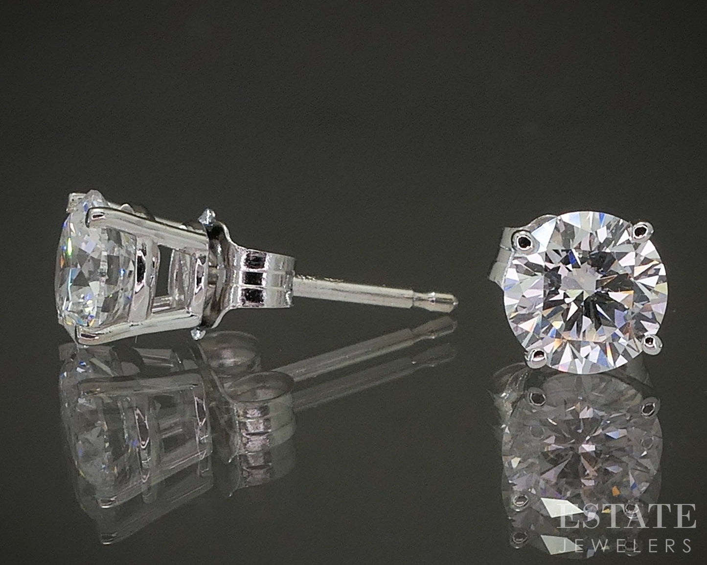 14k White Gold Round Lab Created .88ctw Diamond Stud Earrings p23201