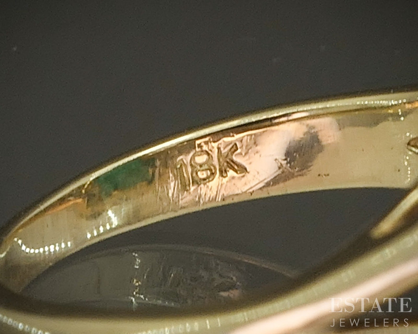 18k Yellow Gold Cabochon Natural Emerald & 1.20ctw Diamond Ring 8.9g p23575