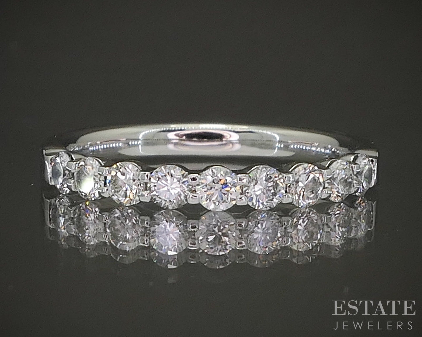 18k White Gold Natural .50ctw Diamond Ladies Wedding Band 2.6g p22830