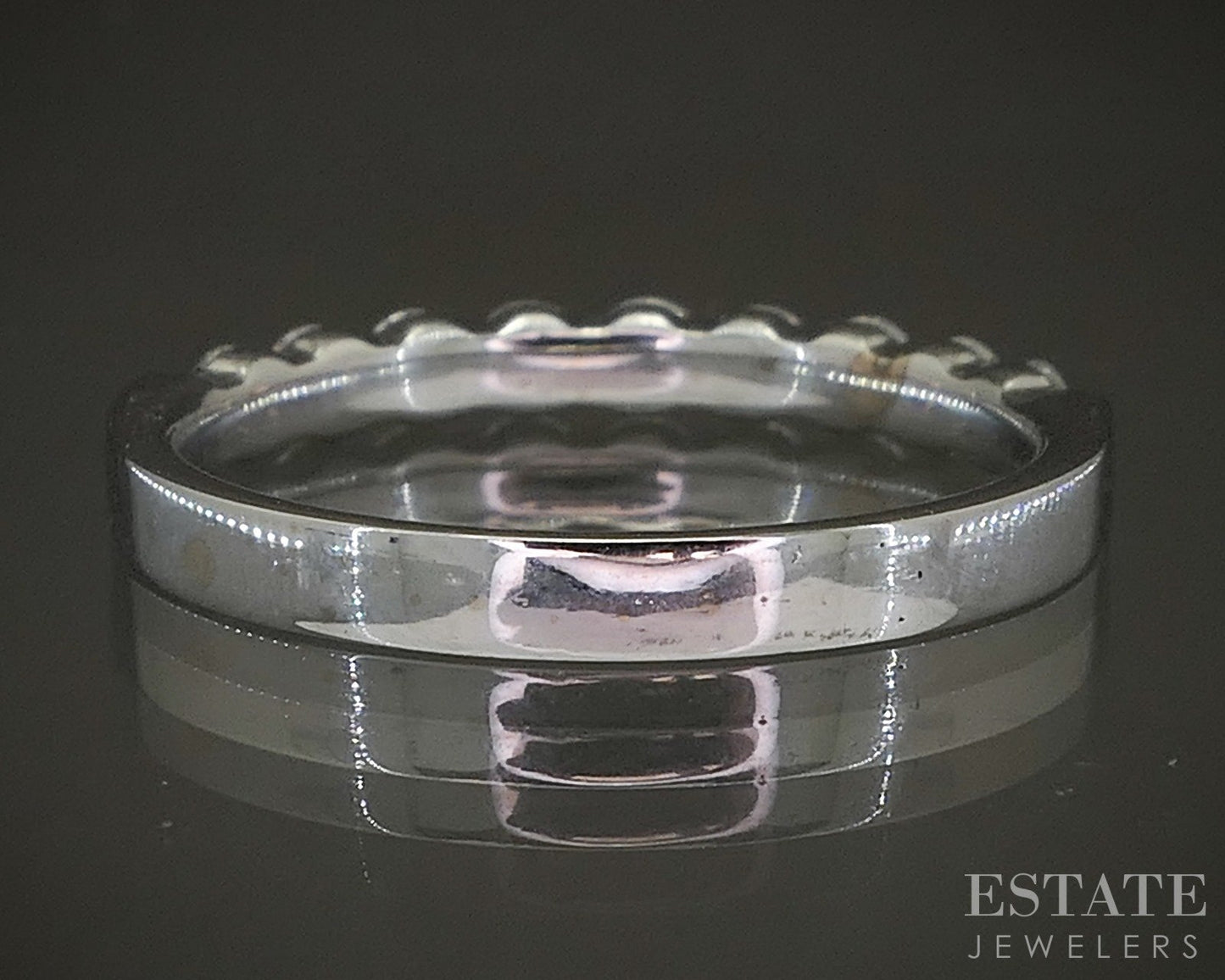 18k White Gold Natural .50ctw Diamond Ladies Wedding Band 2.6g p22830
