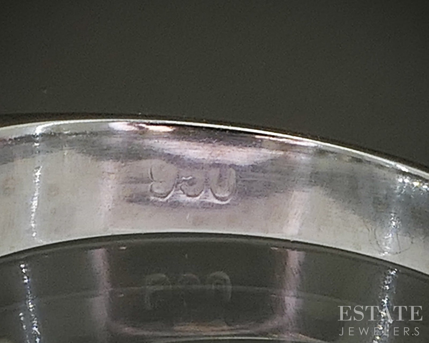Platinum Natural .90ctw Diamond 5-Stone Ladies Wedding Band 5.0g p24676