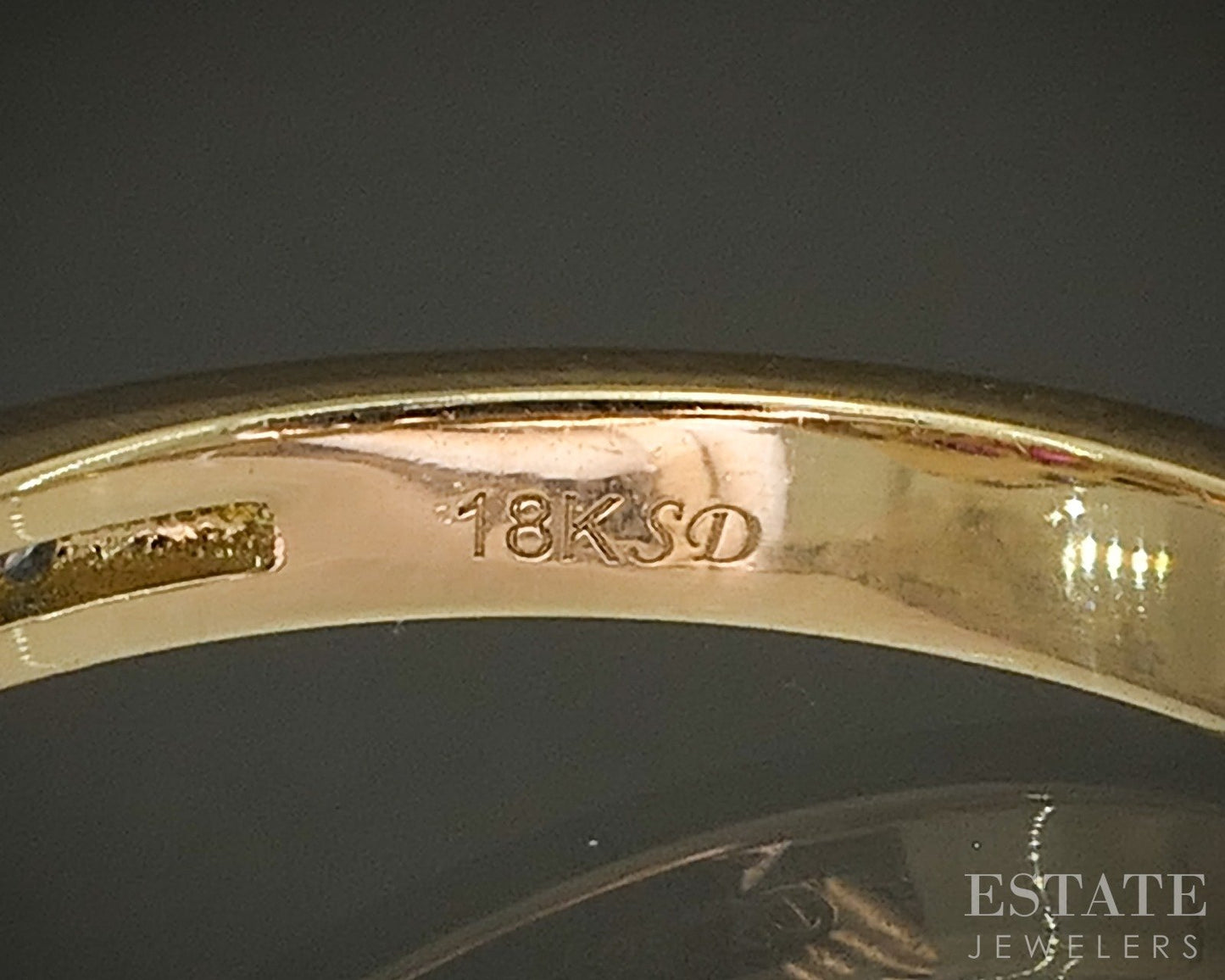18k Yellow Gold Oval Cut Natural 1.5ct Ruby & Diamond Ring 5.5g p24431