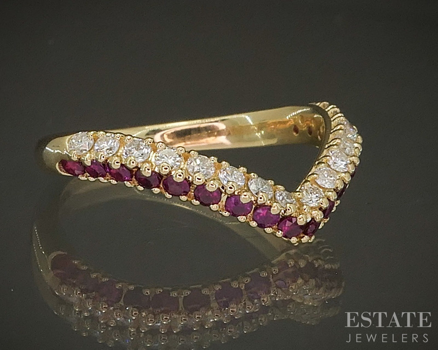 18k Yellow Gold Miiori Natural Ruby & Diamond Chevron Band Ring 3.3g p24433