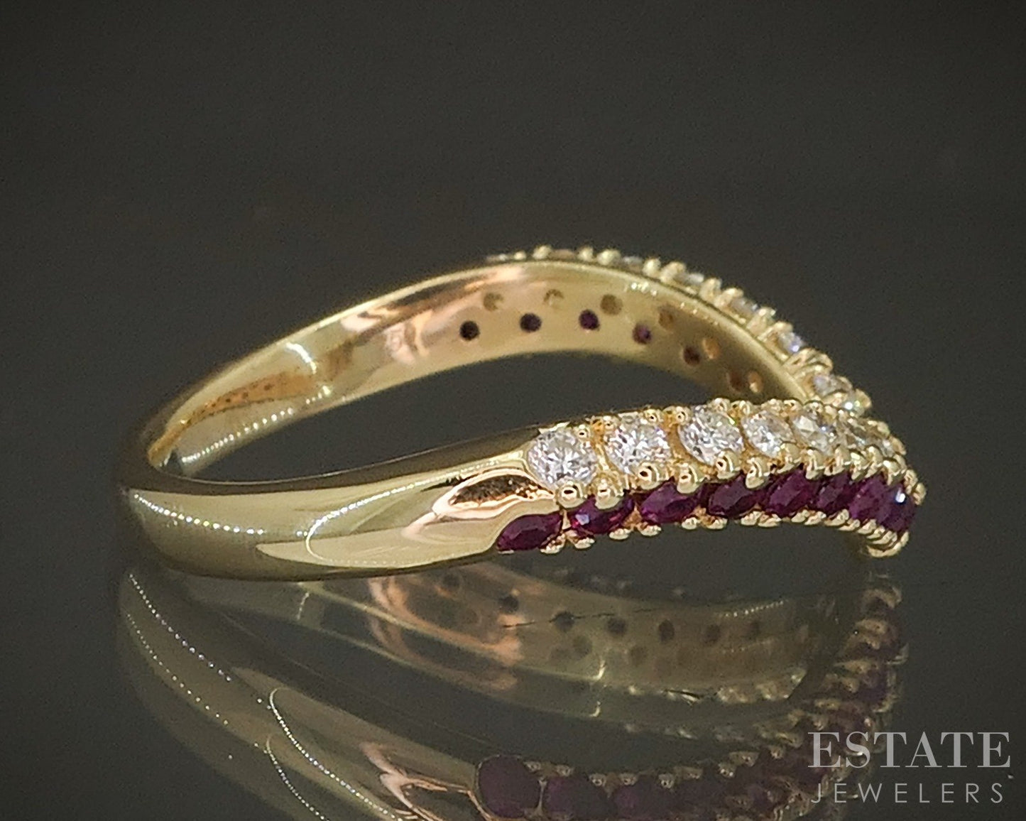 18k Yellow Gold Miiori Natural Ruby & Diamond Chevron Band Ring 3.3g p24433