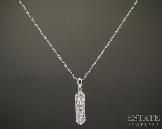 10k White Gold Natural .31ctw Diamond Cluster Ladies Necklace 2.2g 18"L p23938b