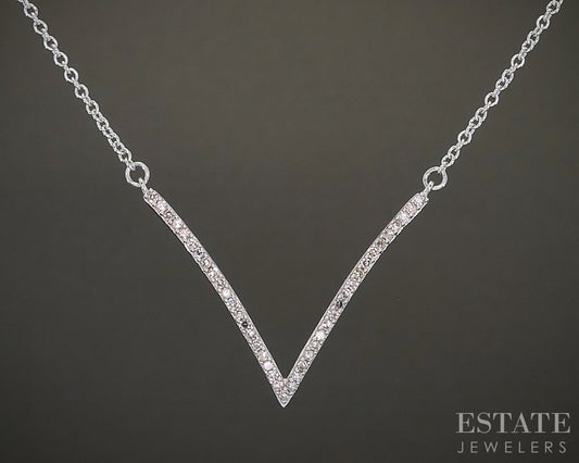 10k White Gold Natural .12ctw Diamond V Ladies Necklace 1.7g 17"L p24059b