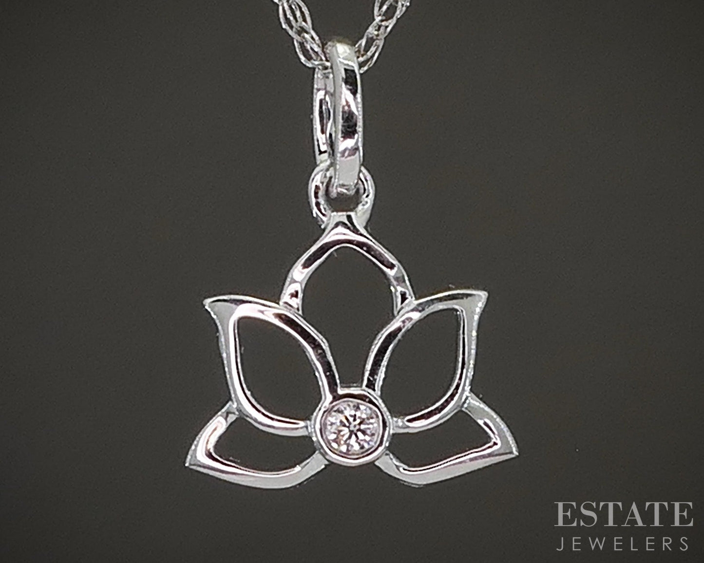 10k White Gold Lab Diamond Lotus Flower Dainty Pendant Necklace p27607