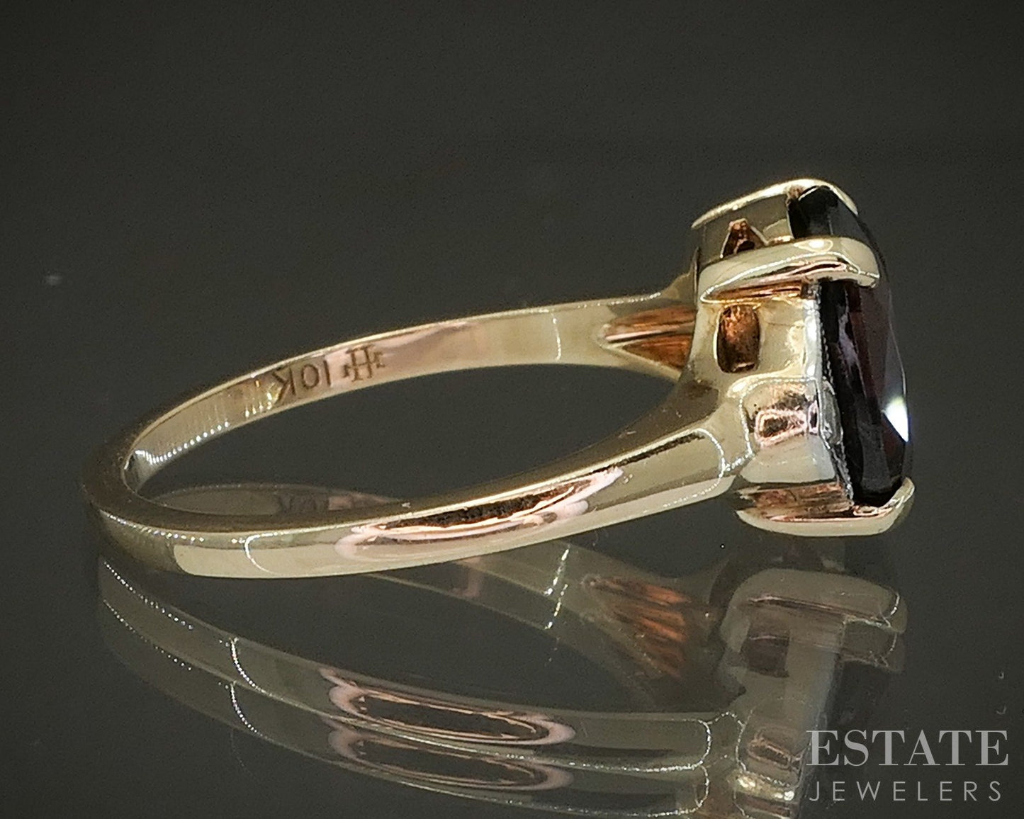 Vintage 10k Yellow Gold Oval Natural Garnet & Diamond Ladies Ring 3.2g p25136b