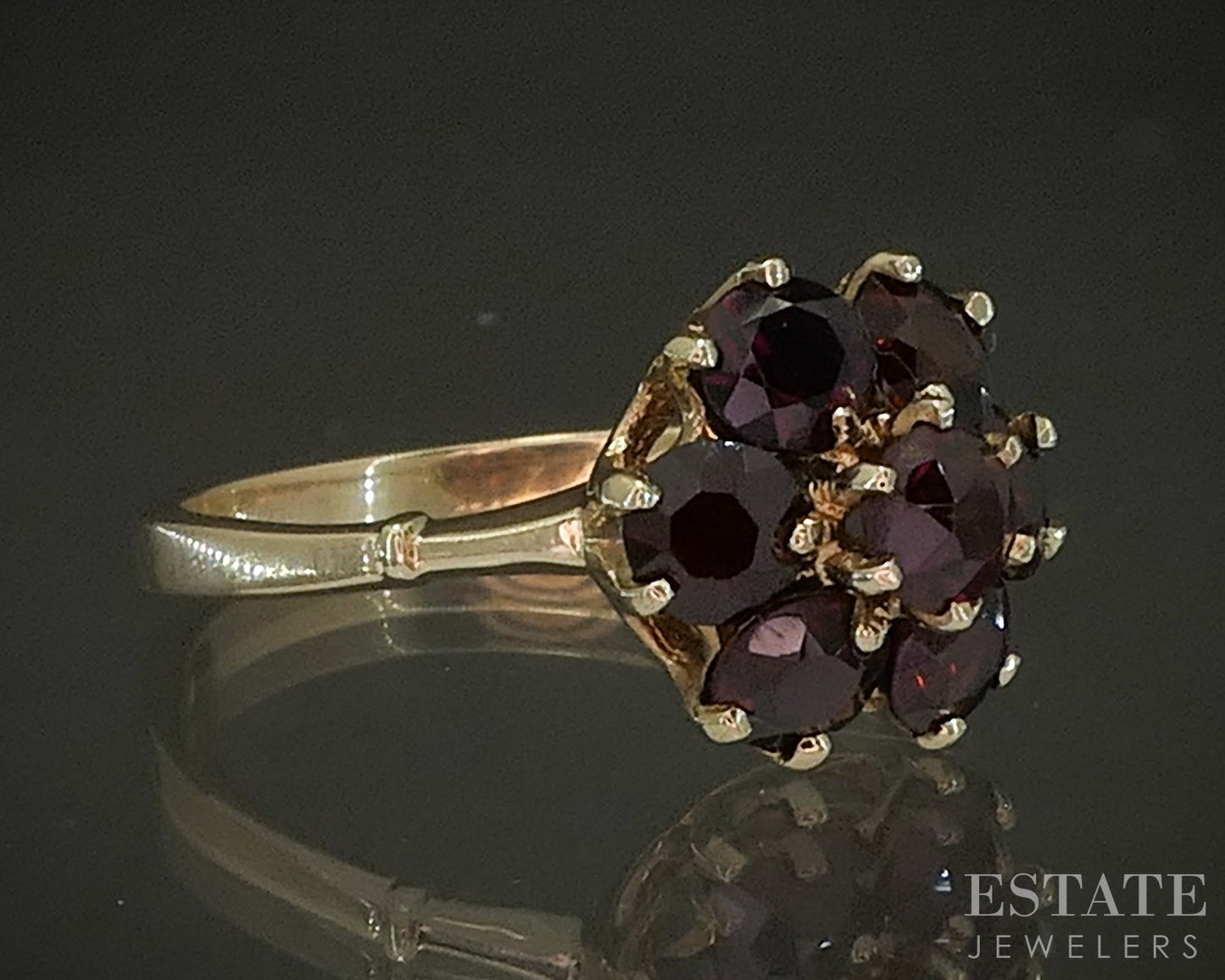 Antique 14k Yellow Gold Natural Garnet Flower Cluster Ladies Ring 3.1g p25133b