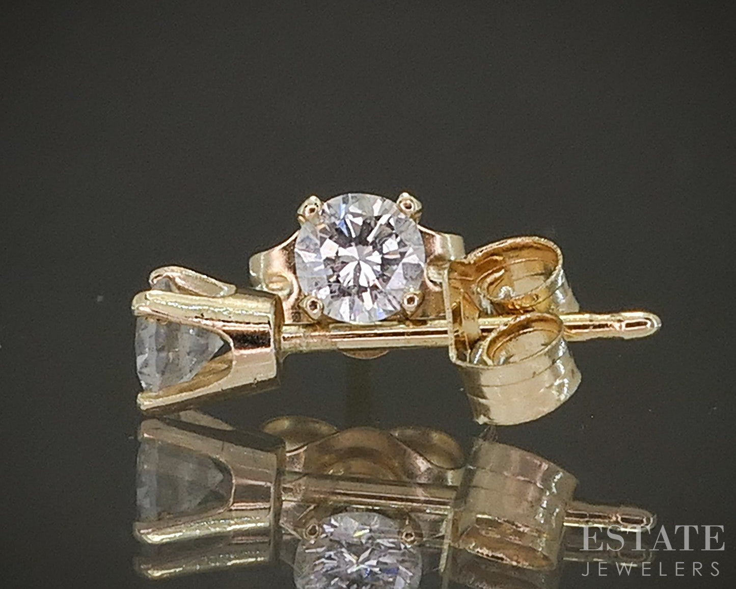 14k Yellow Gold Round Natural .20ctw Diamond Stud Earrings p25976