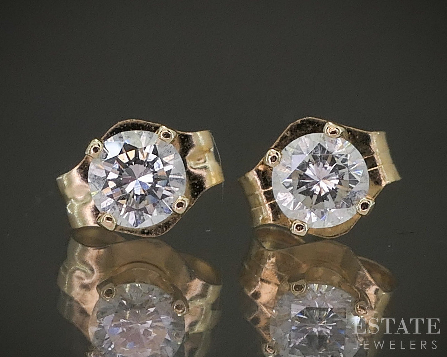 14k Yellow Gold Round Natural .20ctw Diamond Stud Earrings p25976