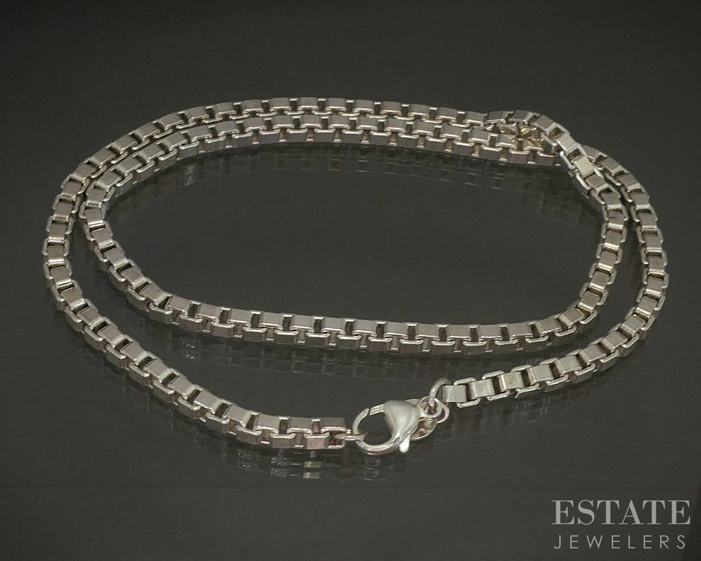 Sterling Tiffany & Co. Venetian Box Chain Link Ladies Necklace 38g 18"L p26007